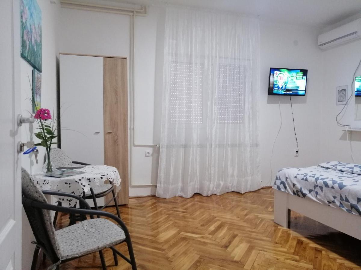 Apartman Nana Jagodina Apartment Exterior photo